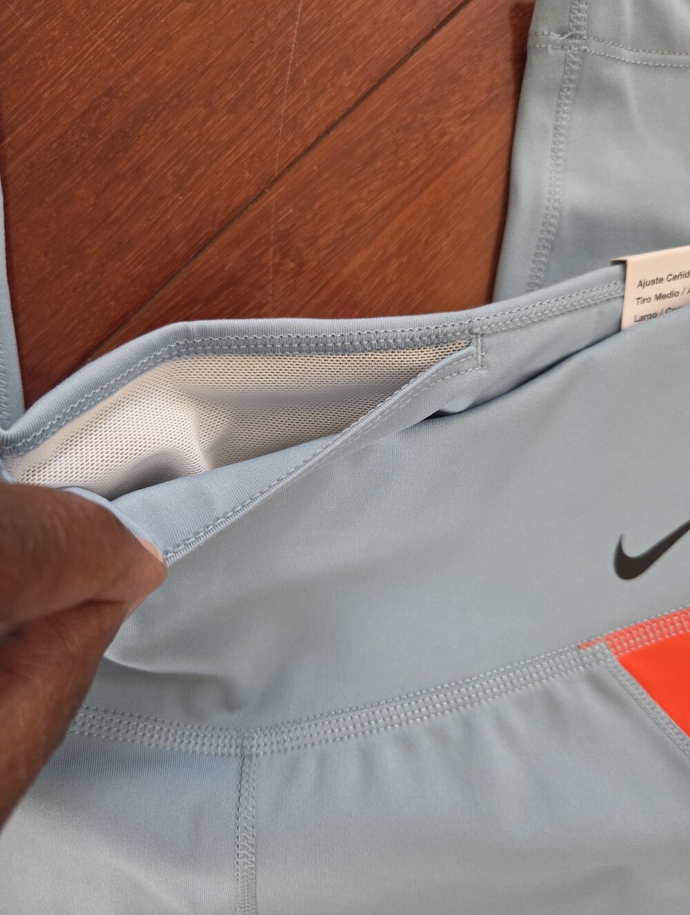 Nike One Dri Fit Leggings - Picture 4 of 6